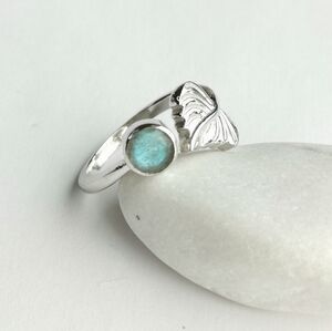 Sterling silver Labradorite gemstone ring size 7 🆕